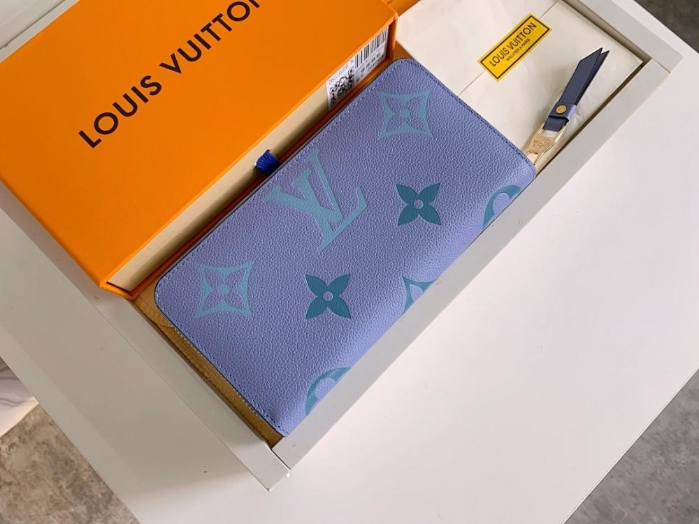 Modern Leather Wallet