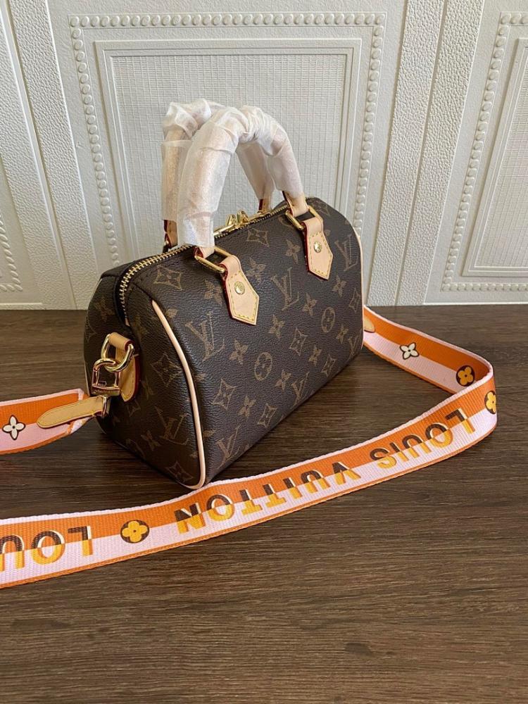 Modern Luxury Shoulder Bag