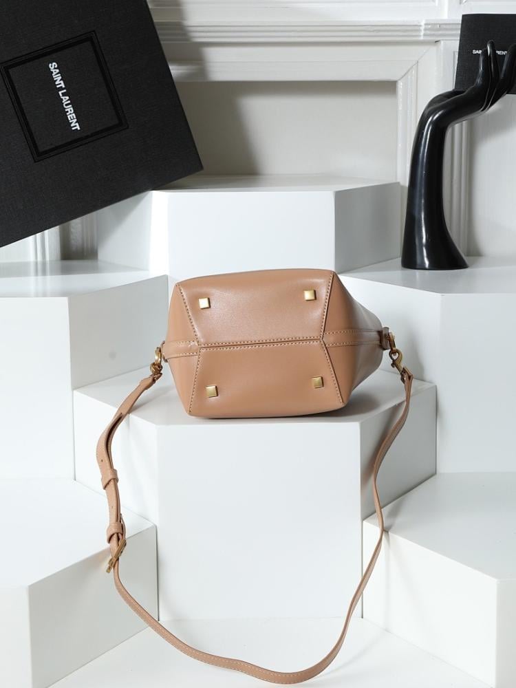 Stylish Refined Calfskin Bucket Bag