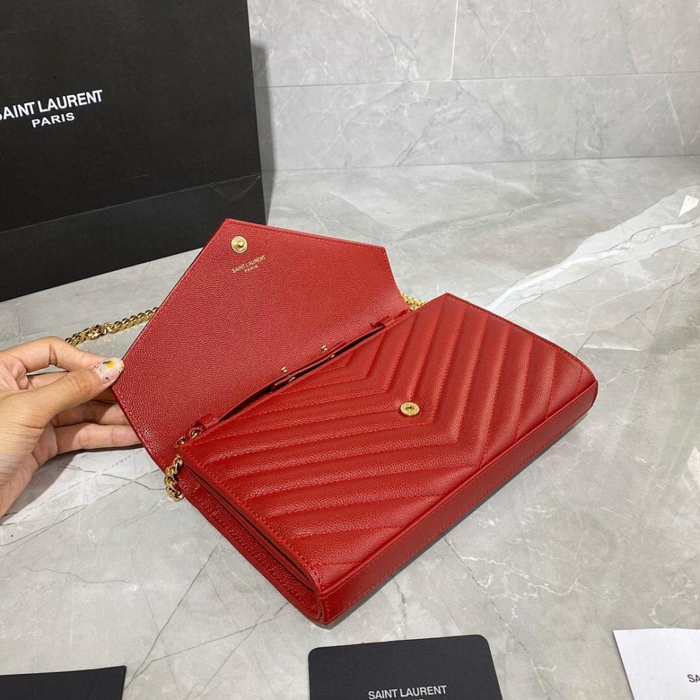 Classic Refined Leather Shoulder Bag
