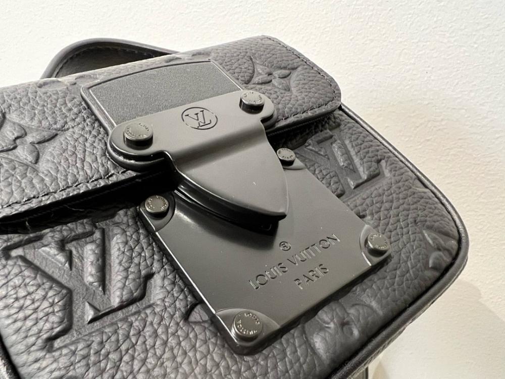 Modern Luxury Leather Shoulder Bag