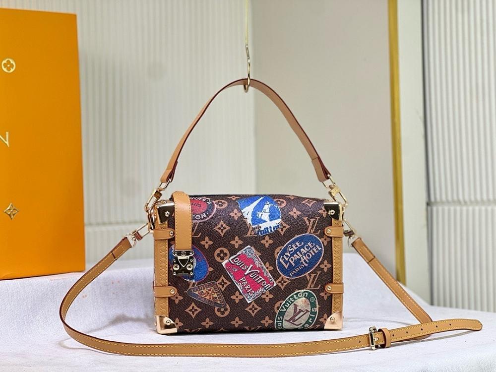 Stylish Refined Leather Shoulder Bag