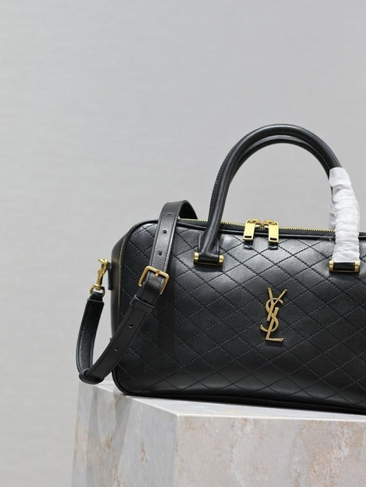 Modern Leather Travel Bag