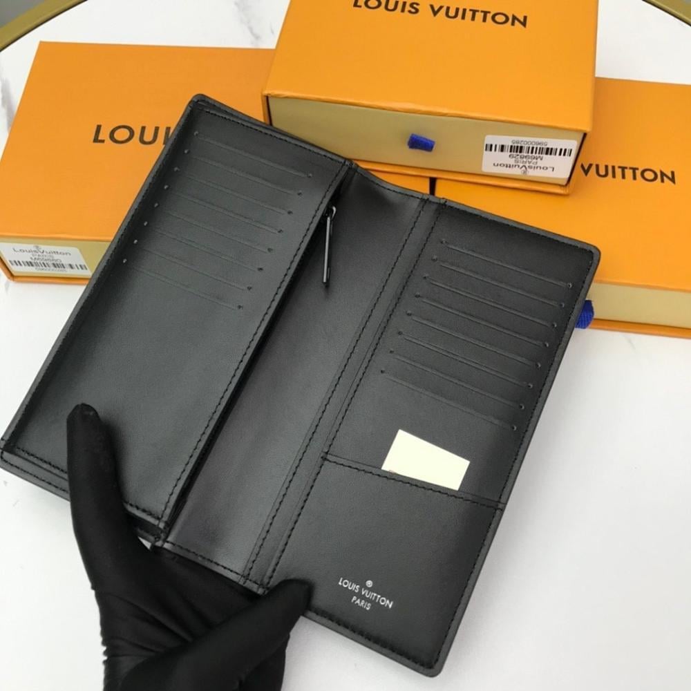 Elegant Leather Wallet – Special Edition