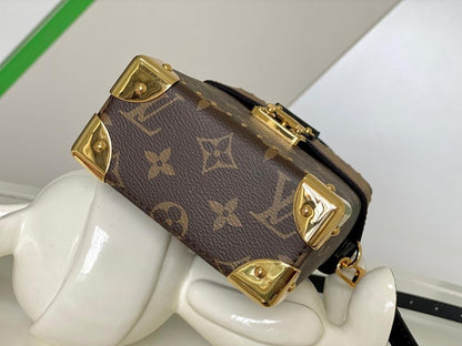 Modern Luxury Top Handle Bag