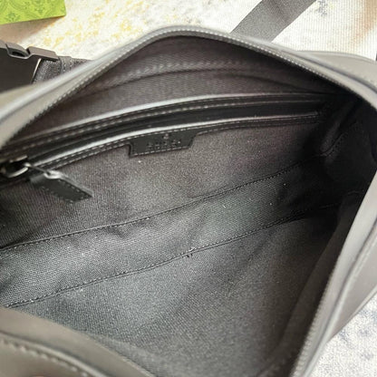 Modern Refined Top Handle Bag