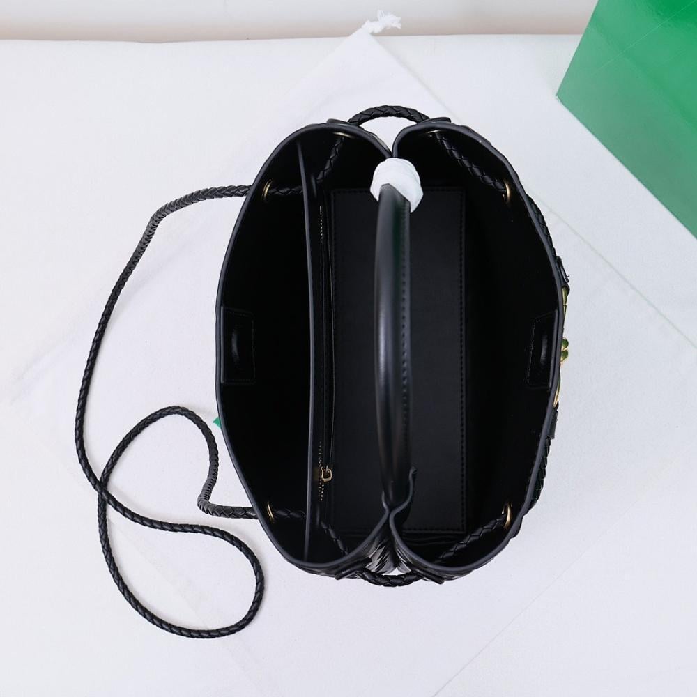 Stylish Refined Shoulder Bag
