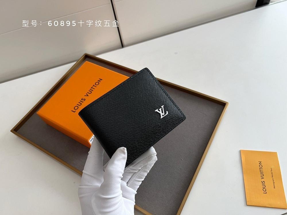 Italian-Inspired Stylish Wallet