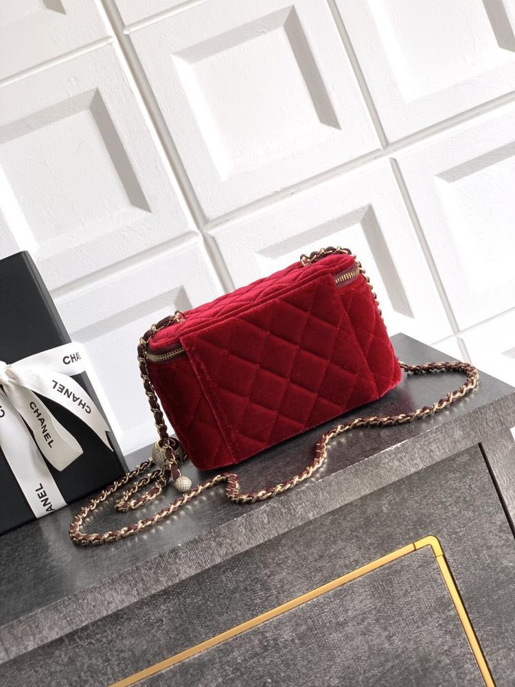 Alma Gold Wallet