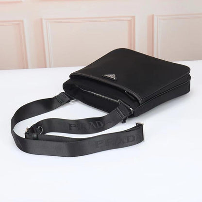 Modern Elegant Nylon Shoulder Bag – Special Edition