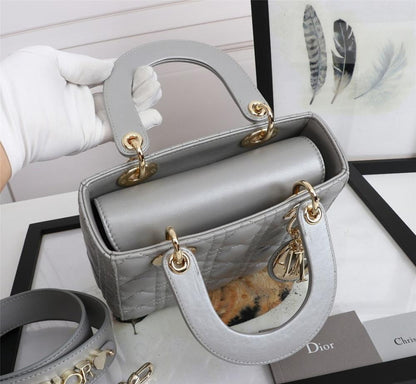 Modern Luxury Gold Leather Shoulder Bag