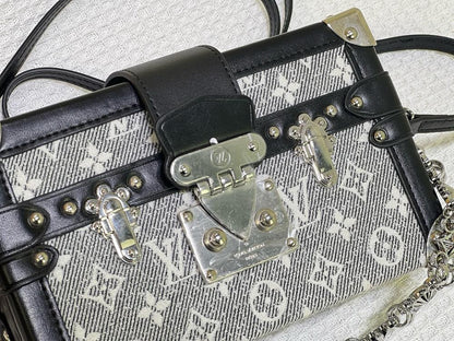 Modern Italian-Inspired Canvas Shoulder Bag