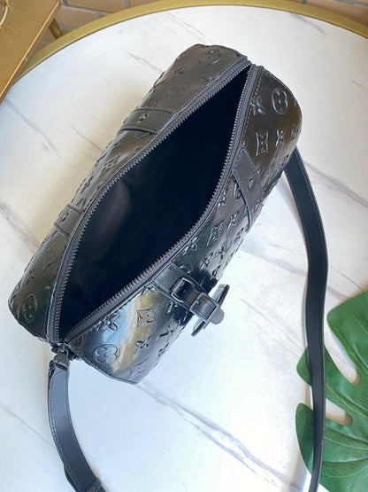 Stylish Leather Shoulder Bag – Special Edition