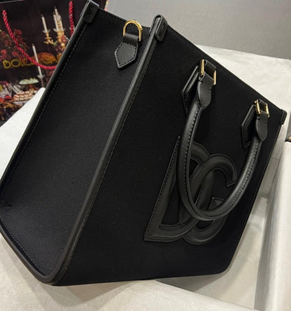 Modern Refined Leather Shoulder Bag