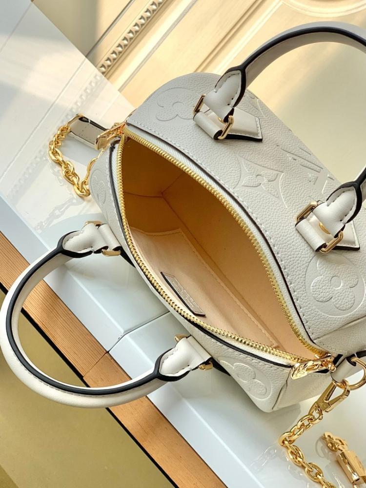 Stylish Refined Leather Travel Bag