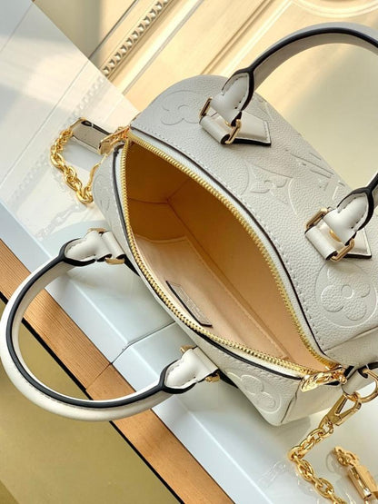 Stylish Refined Leather Travel Bag