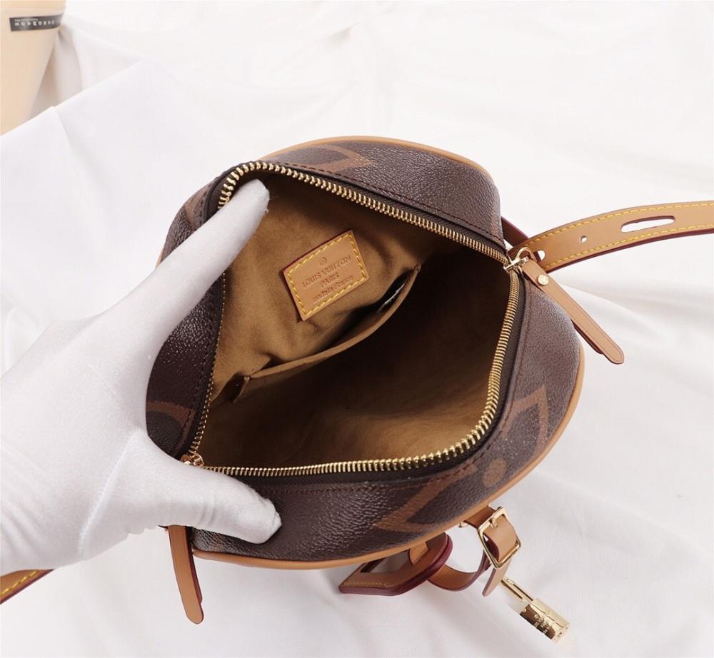 Stylish Refined Monogram Leather Shoulder Bag