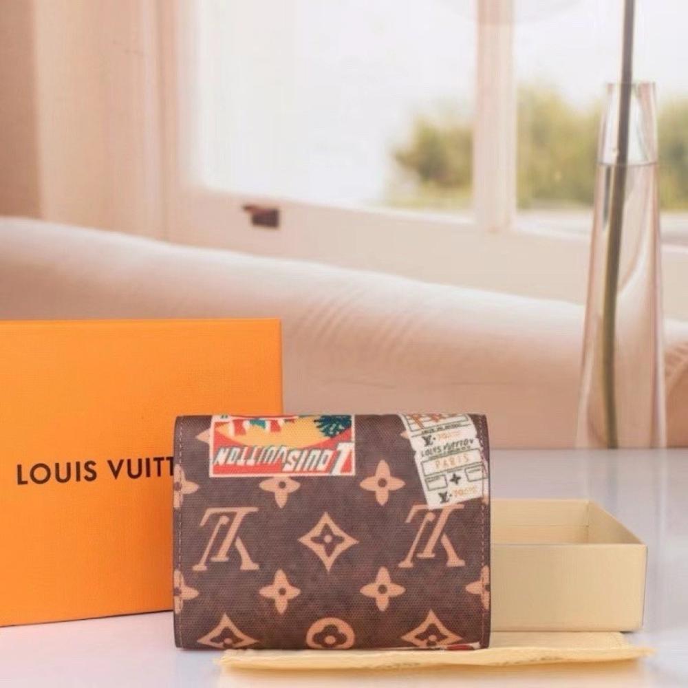 Italian-Inspired Elegant Leather Wallet