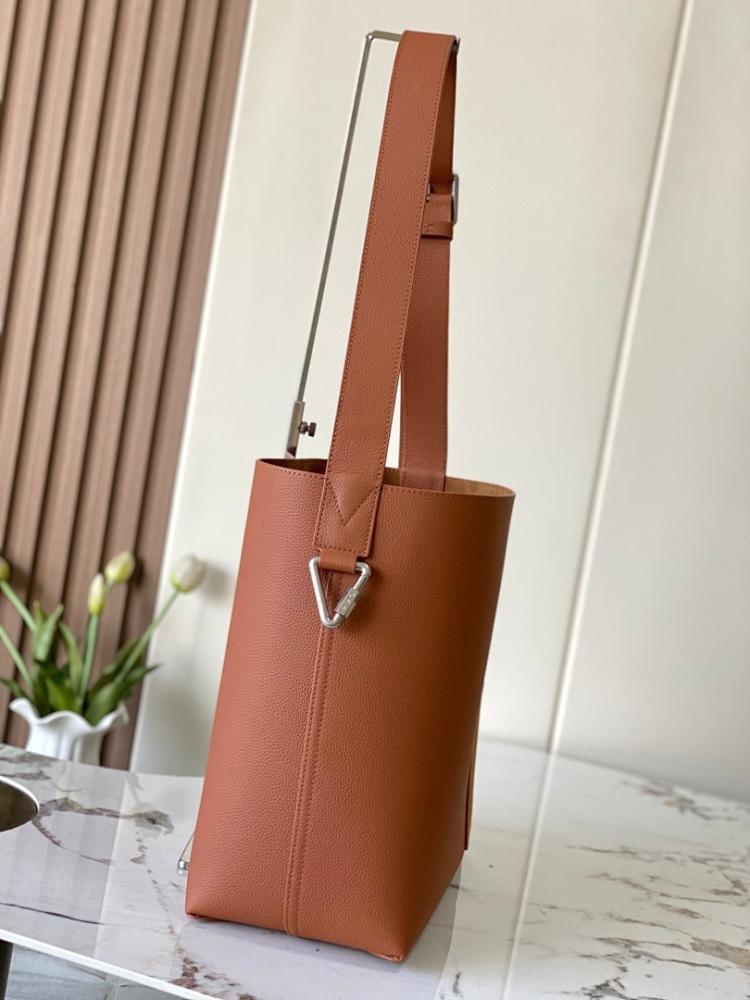 Stylish Refined Calfskin Hobo Bag