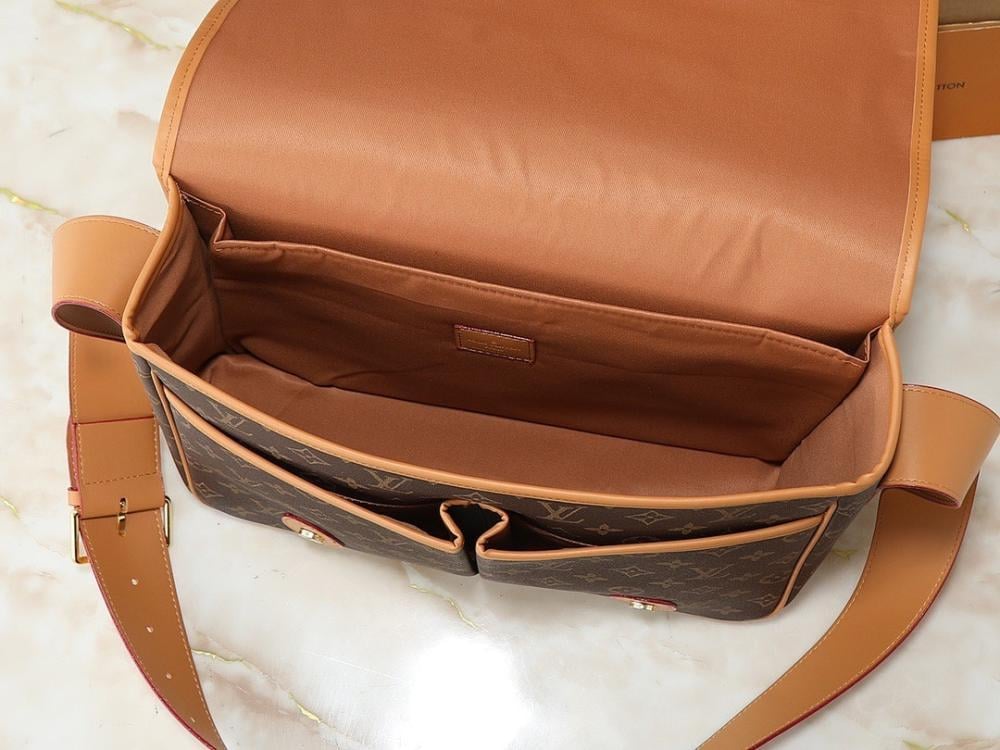 Alma Quilted Leather Crossbody Bag