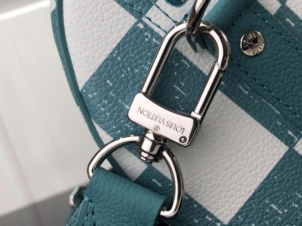 Practical Luxury Travel Bag