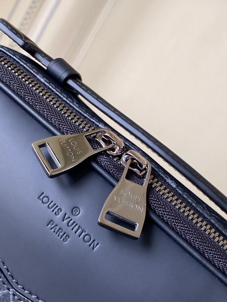 Elegant Shoulder Bag – Special Edition