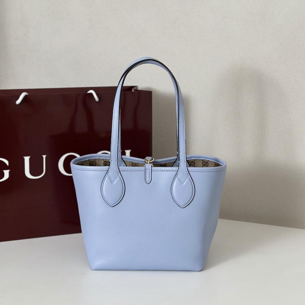 Classic Shoulder Bag