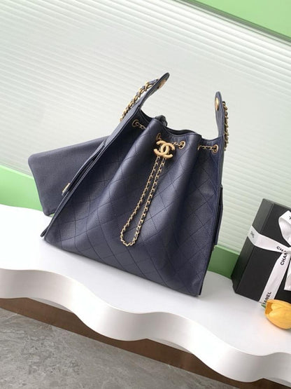 Classic Bucket Bag