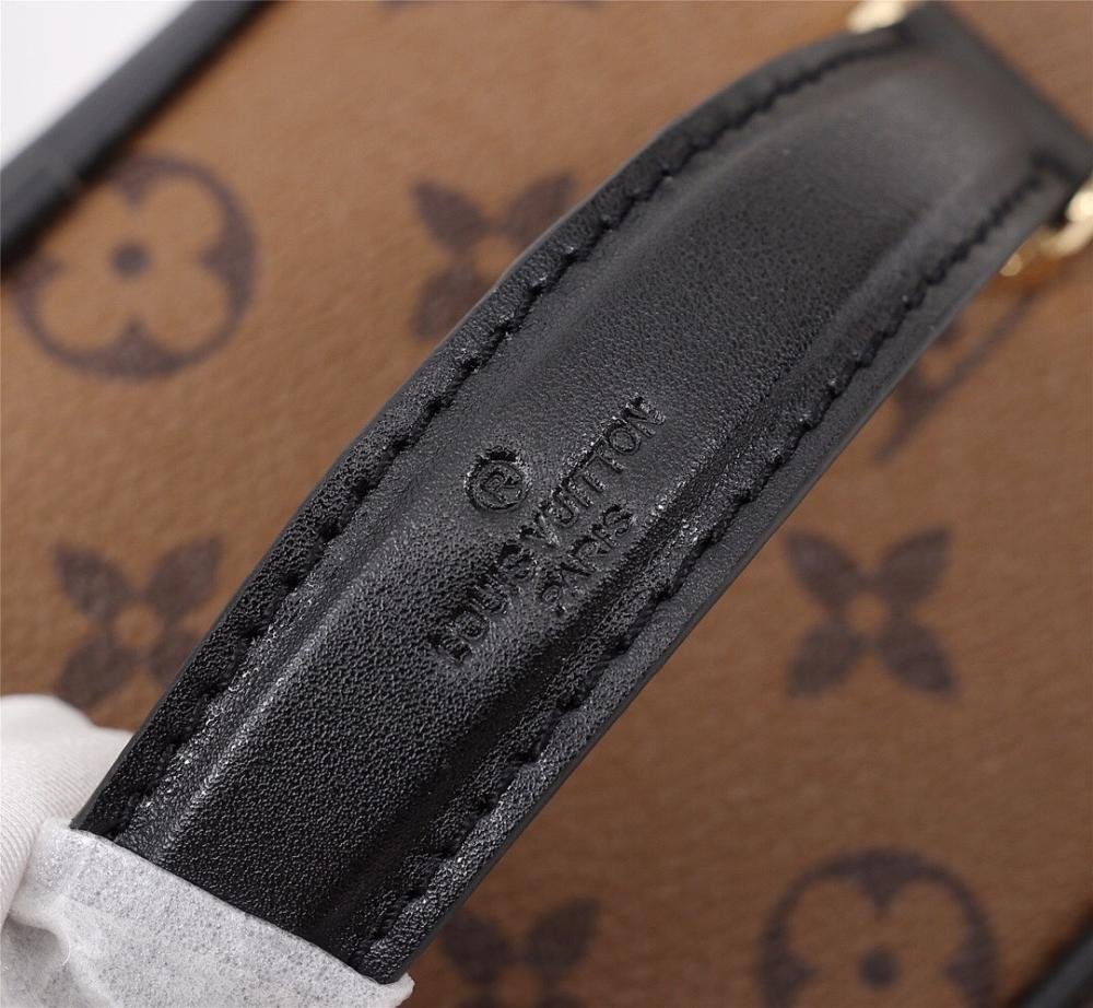 Classic Modern Woven Leather Shoulder Bag