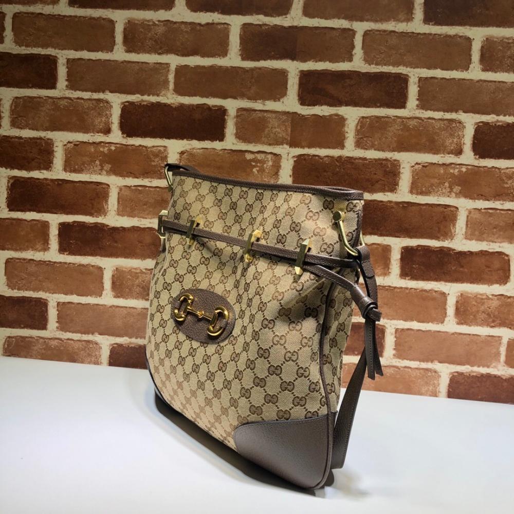 Classic Shoulder Bag