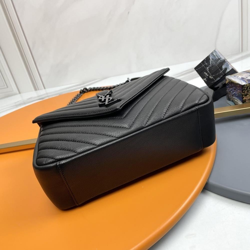 Classic Crossbody Bag