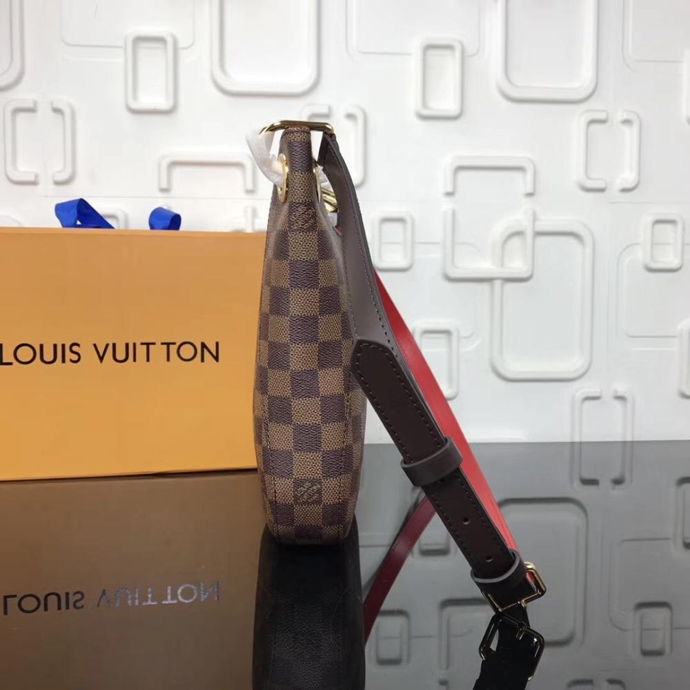 Classic Shoulder Bag
