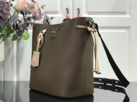 Luxury Bucket Bag