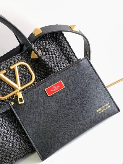 Luxury Stylish Brown Woven Raffia Shoulder Bag