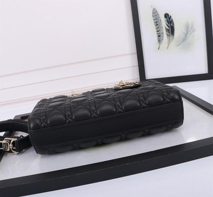 Modern Stylish Gold Quilted Leather Crossbody Bag