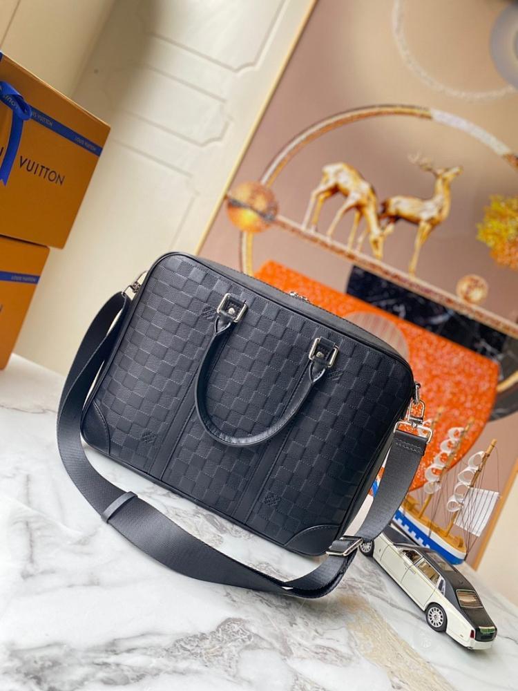 Modern Refined Leather Shoulder Bag