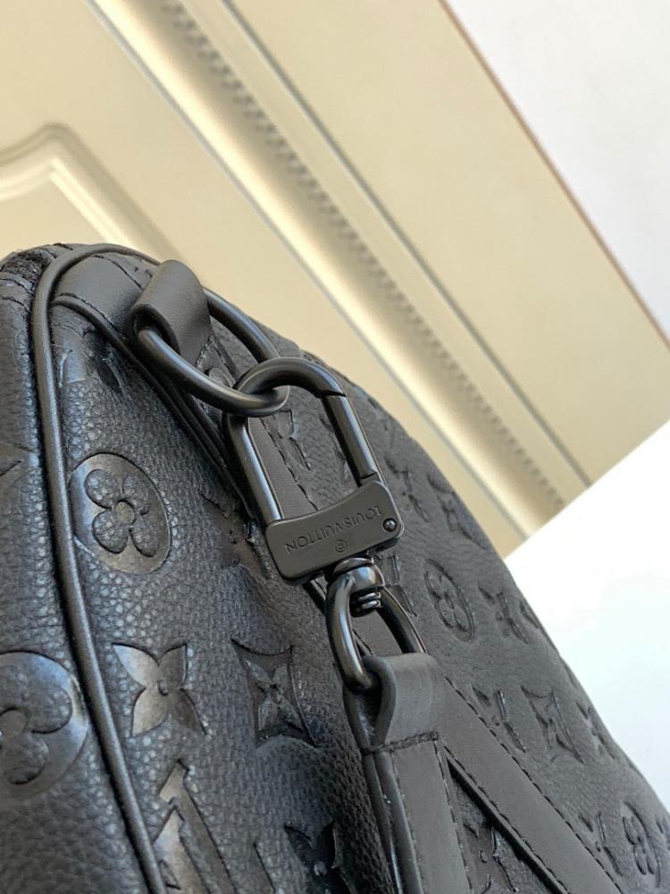 Stylish Leather Shoulder Bag – Limited Edition