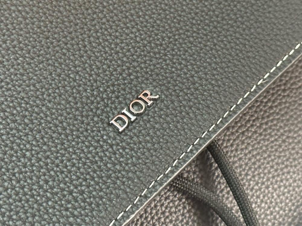 Saddle Crossbody Bag