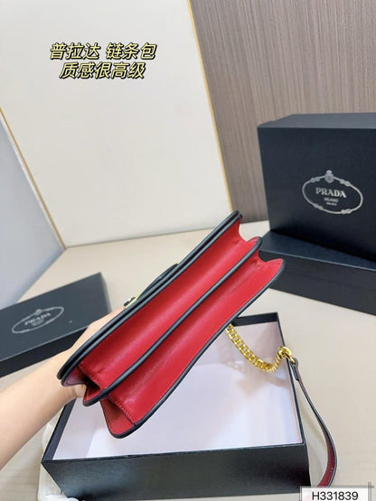 Elegant Shoulder Bag