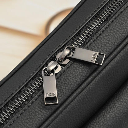 Italian-Inspired Elegant Bag