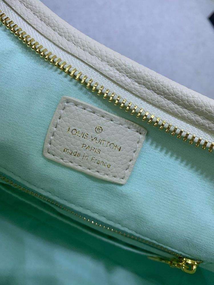 Modern Stylish Leather Top Handle Bag