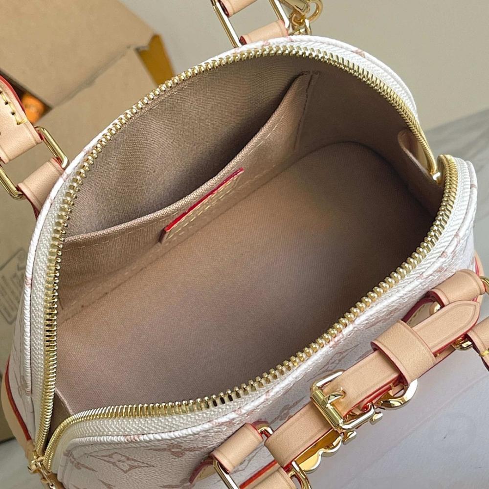 Alma Crossbody Bag