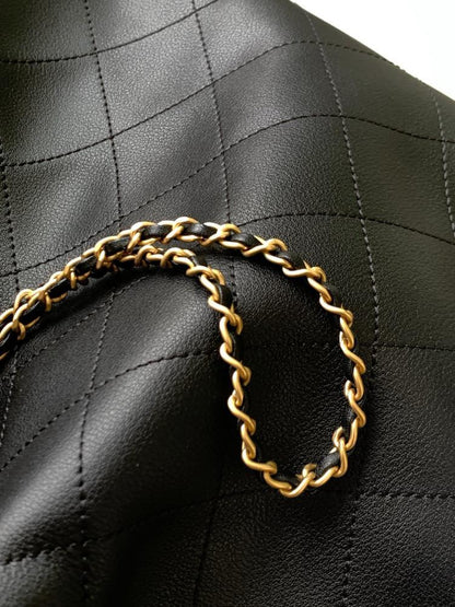 Classic Leather Hobo Bag