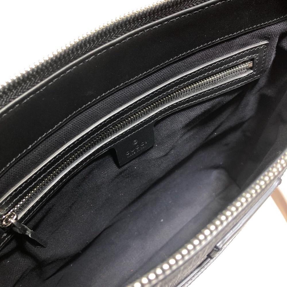 Classic Leather Shoulder Bag