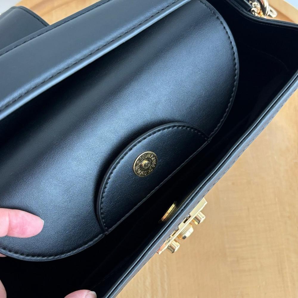 Modern Italian-Inspired Bag