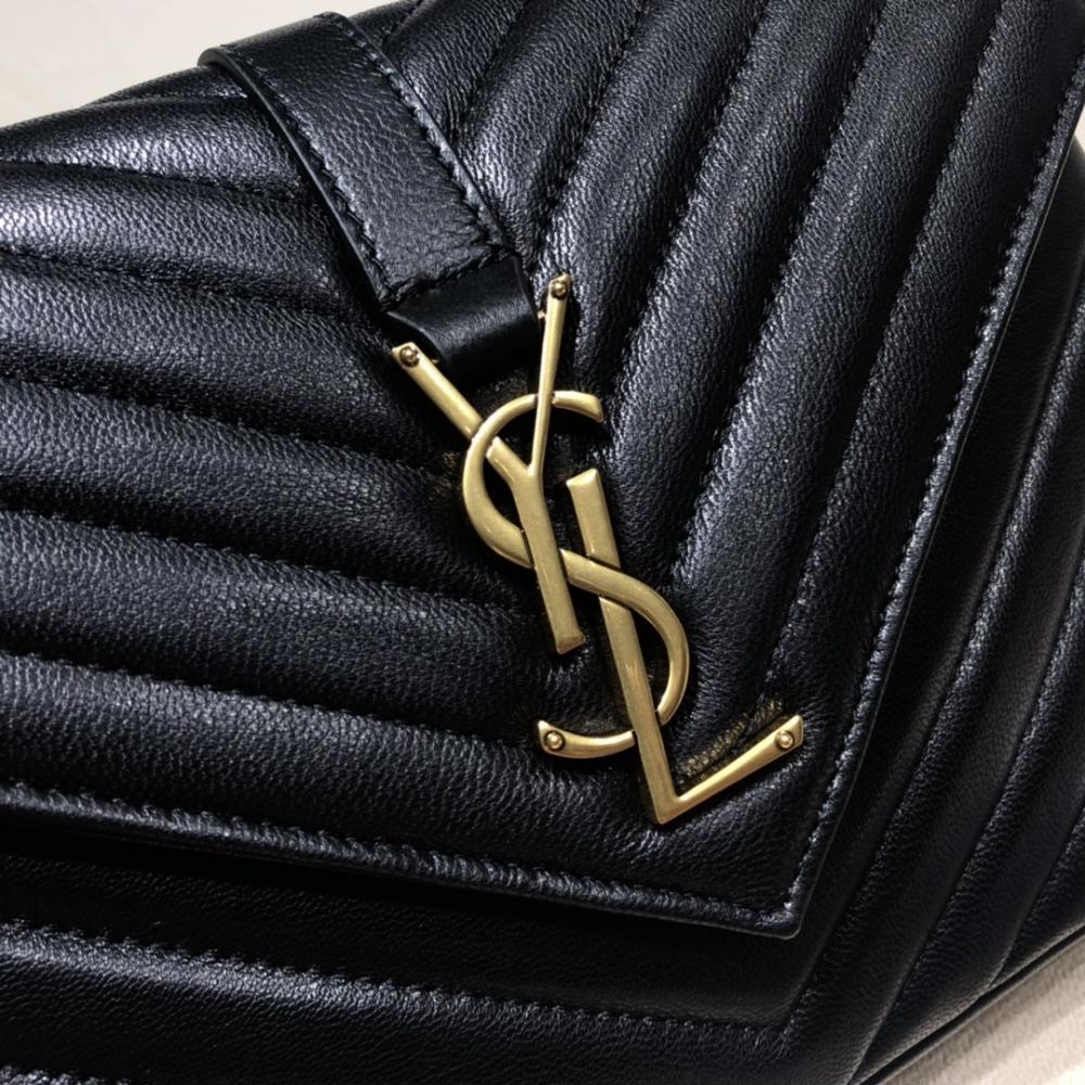 Classic Crossbody Bag