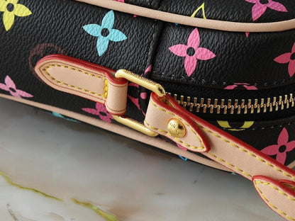 Luxury Stylish White Top Handle Bag – Limited Edition