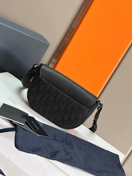 Saddle Grey Calfskin Shoulder Bag