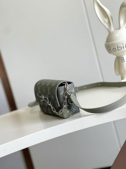 Classic Refined Green Crossbody Bag