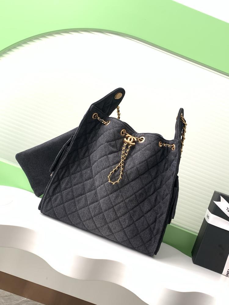 Classic Hobo Bag